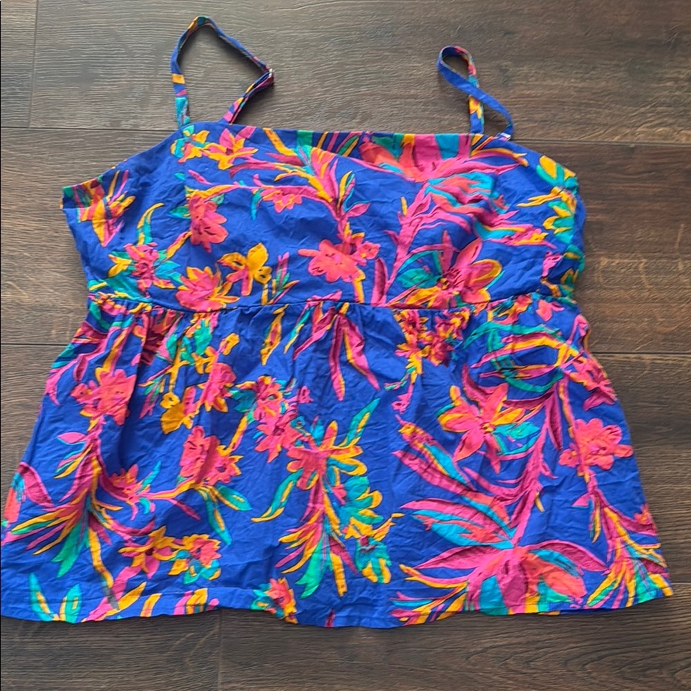 Vibrant Floral Print Sleeveless Top